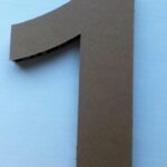 Chiffre UN 1 en Carton