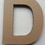 Lettre D en carton